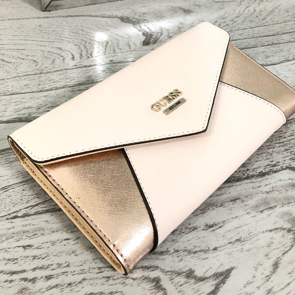 Guess Handbags - GUESS ROSE GOLD CREAM WOMEN WALLET